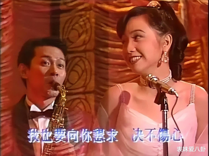 ������Ϯ����TVB�ư�? ������TVB: �۾������еġ����¹⡱�롰��ɰ�롱, ��ѡ˭? ����˭��������?(tvb����)