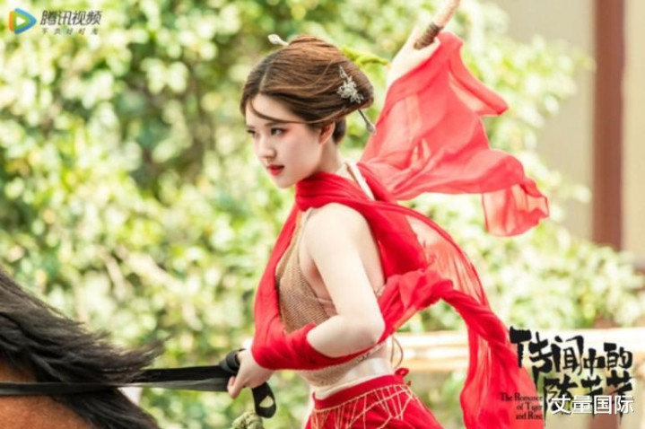 �̵�8���w¶˼���ݹ�װ��: �������������������ⲿ�����3.9��(��¶˼���Ӿ綹������)