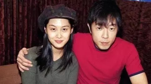 相恋3年被绝情抛弃, 42岁为爱高龄产子……如果最后是你, 苦一点又有什么关系