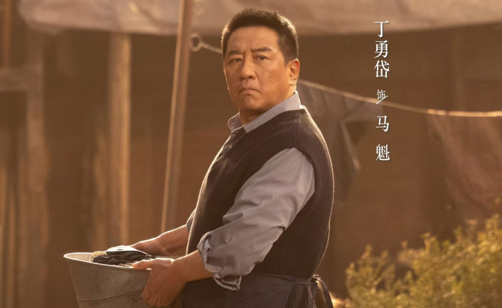 ��·���������ӡ�����, Фս��������ݸ���, ���ݡ��׼����ʹ�