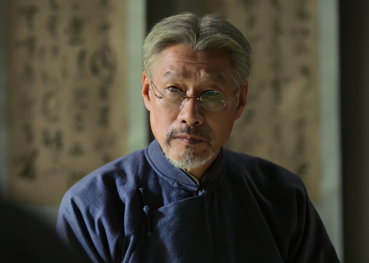 ���ӿ�ս��: �غ�����ƶ���Ϸ, ���Ů����Ȼ����轺���Ա�����(Ӱ�������غ��)