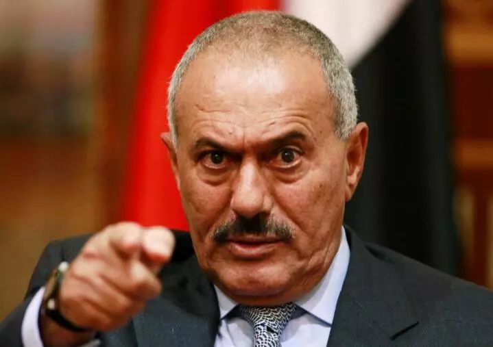 擅玩权术的也门前总统被打死 自称"在蛇头跳舞"的人