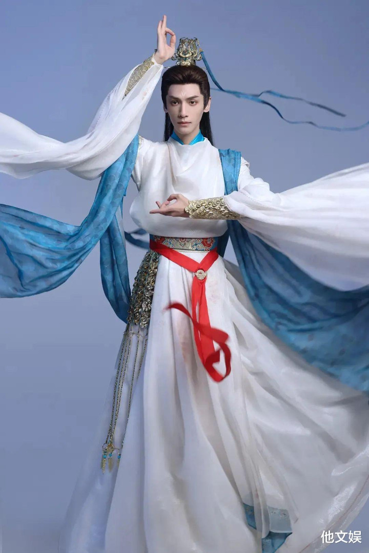 2023����С��һ����ɼ�, ��������װ������, Фս������ȽϾ���