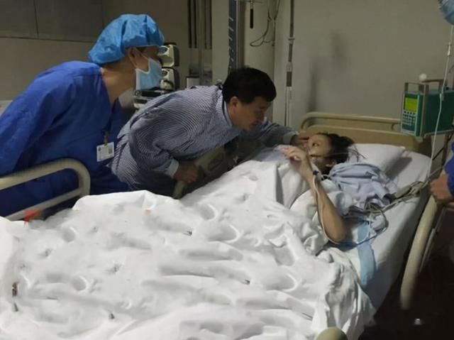 “红颜薄命”姚贝娜: 去世十年, 父母的坚持让人泪目, 他们怎样了(内地明星,姚贝娜是谁)