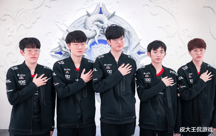 EDG从什么时候开始拉胯的?