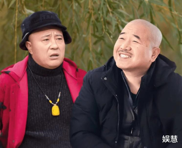 ������ɽ�ĺ����ǡ��ײ�������, ǰ4��������үү, ����עˮ����(��尮��֮����ɽ)