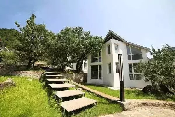 京郊深山藏着一座童话小镇, 景色美到窒息, 而且还人少免费!