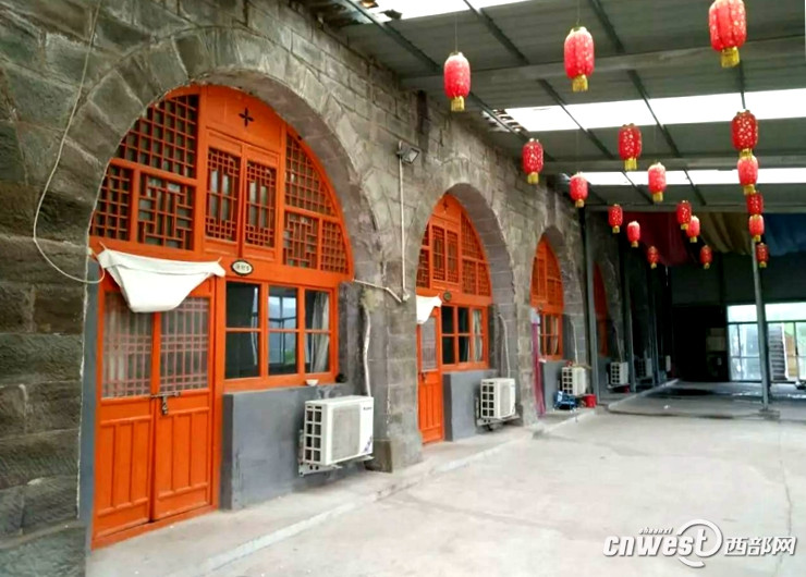 沿黄路开启致富门 客商汇聚忙"掘金"果农盼增收