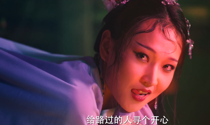 过气港星要钱不要脸, 靠女演员“卖肉”捞金, 林正英师弟晚节不保(林正英与钟发)