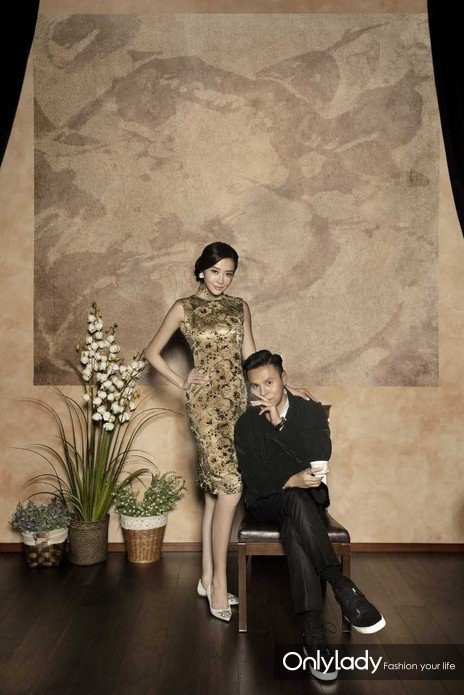 熊黛林与老公豪华排场拍摄婚照 场景各有寓意回忆相恋甜蜜时刻