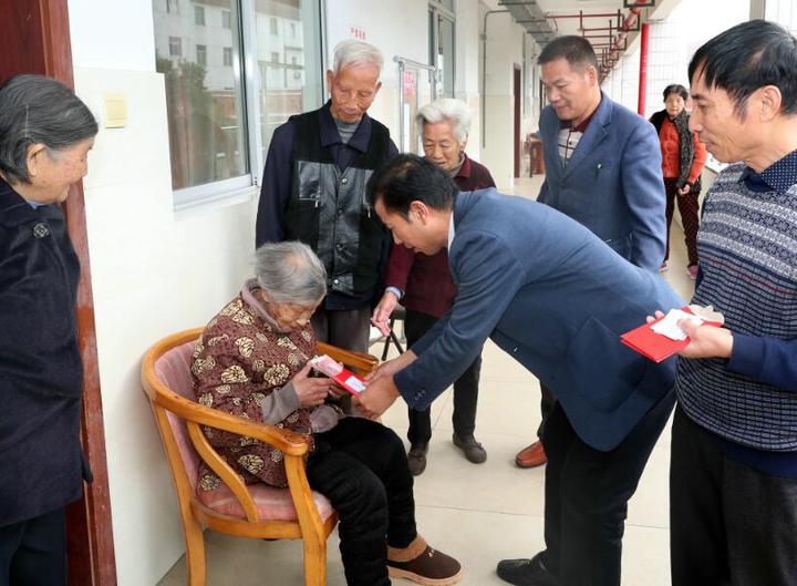 紧急提醒!国庆长假,千万要小心这群人!他们正盯着你.