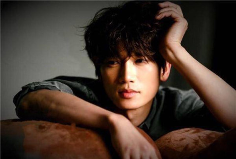 他们身高没有180, 依旧是大热男一号