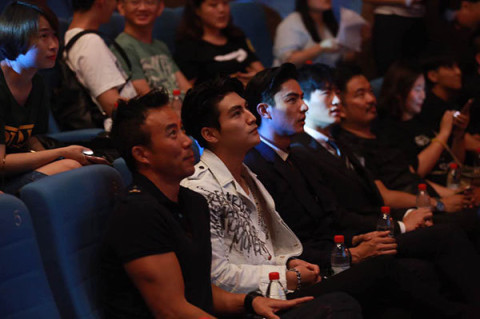 张思帆与张哲瀚接受采访