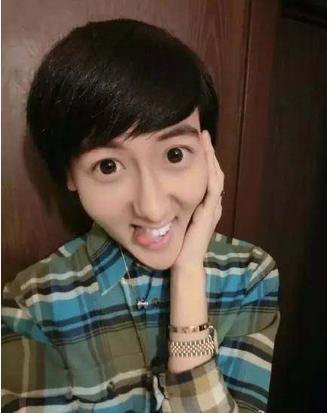 他是日版蛇精男画风太辣眼 看完觉得刘梓晨顺眼多了