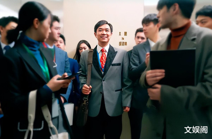 Ʊ����7��, ��������8.2, ���ƽ�����ڱ���ߵĹ���ϲ��(�����Ӱ)