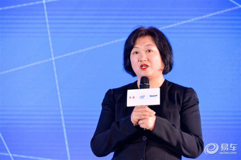 东软集团高级副总裁兼首席技术官,首席知识官张霞博士