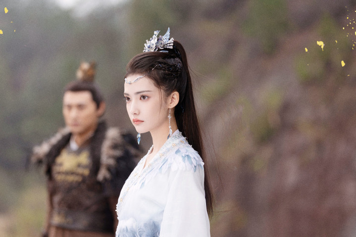 ��������: ���ɵ�������һ��, �����������ǳ�, ���ֻ������һ��(����,��¶˼,������,������˭������)