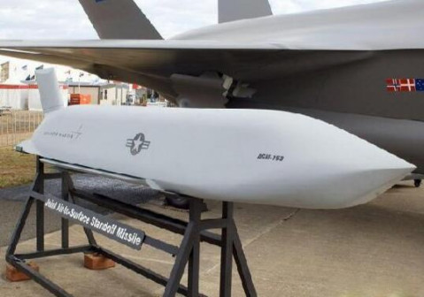 速度和射程已经超出了俄罗斯大名鼎鼎的ssn-19花岗岩反舰导弹,而且