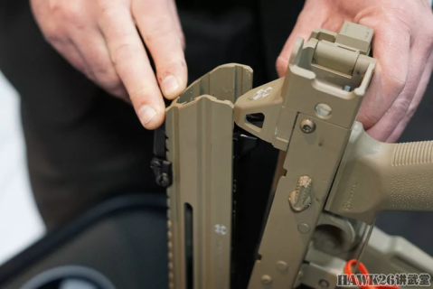 ak修正主义: 用西方设计改进卡拉什尼科夫步枪