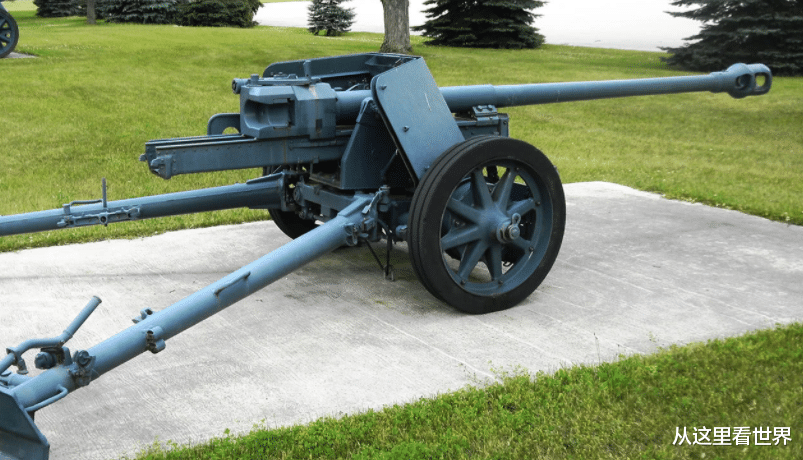 而这其中,德军研发的 75毫米步兵炮,则是成为研发生产最多的火炮武器