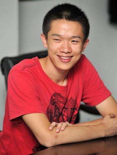 海河中学高三十一班段文雯以总分749获得了文科状元.语文149数学150