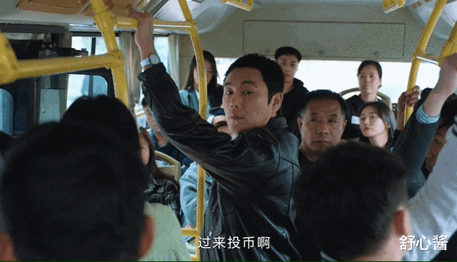 �����糡����, ����¾����, �е�����