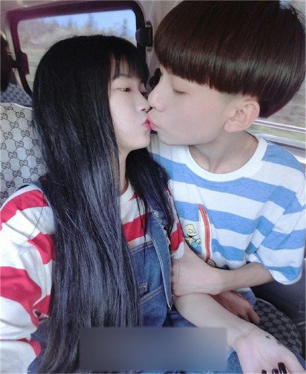 网曝快手杨清柠患艾滋, 前任王乐乐为妻发声, 两人感情去向成迷!