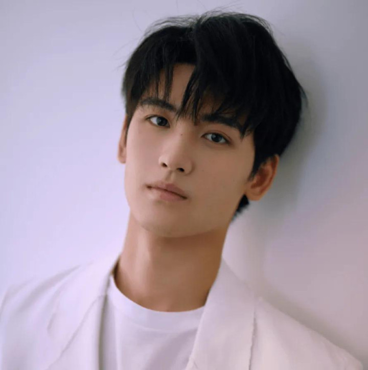 ˧? ʶƬ˻Դ, ɫϵ˱Ҵ()