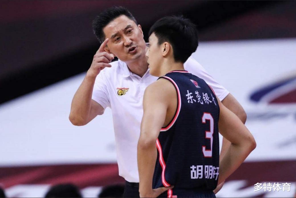 广东宏远36分大胜深圳, 混血天才力砍16 5 4, 将战北大附中_zzd_学生