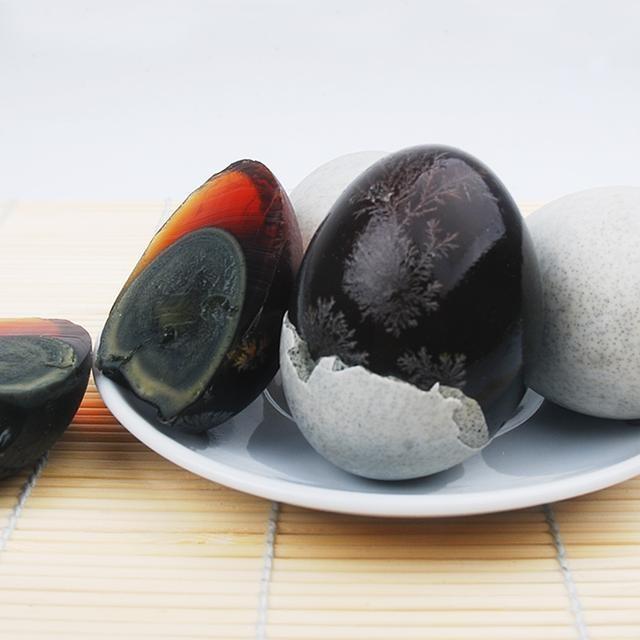 【5种食物堪称衰老加速器】 含铅食物大多源于工业铅的