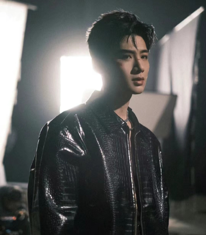 ���Ѻ塷����Ӱ�ӻ�, �׾�ͤ���������������, ���ڴ��ⲿ����?