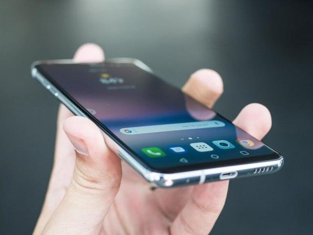 LG V30发布, 五个你不容错过的亮点, 颜值堪比S8