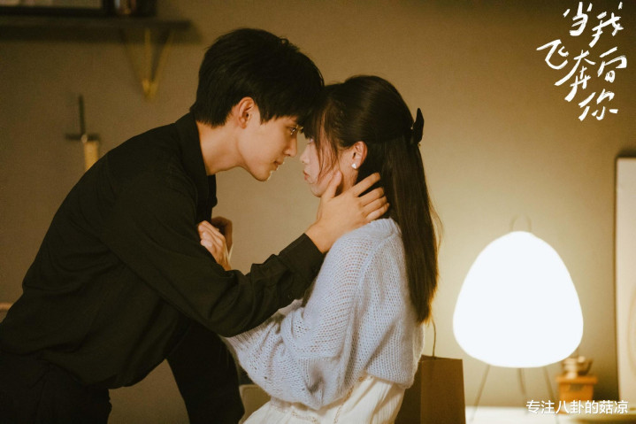 ����4����������У԰��, ��Ů��CP��ʮ��, �Ĳ��������ͷ��?