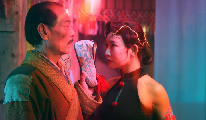 过气港星要钱不要脸, 靠女演员“卖肉”捞金, 林正英师弟晚节不保(林正英与钟发)