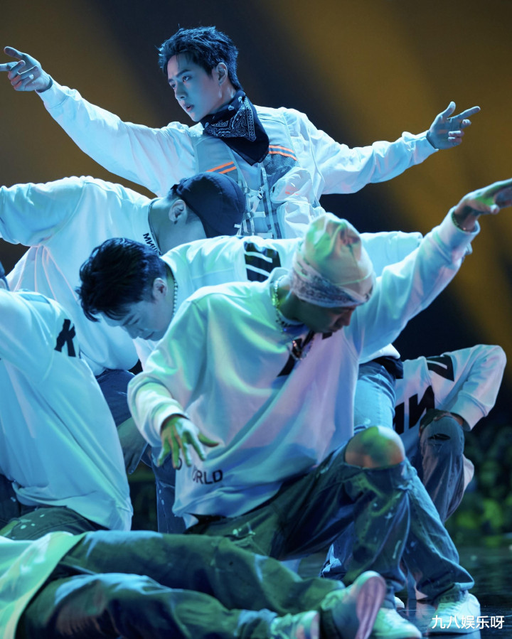 �����衷�ܾ���, ��λ�ӳ������ع�, ��һ���������