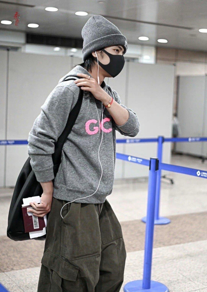 Фս����LOOK���쳱��, ��˿�����¾����