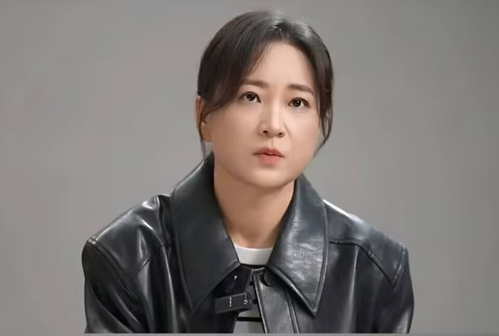 ������ӳ����������, һ����ͷ10��̫���, �����뺰Ư��(��Ӱ��ӳ���Ǽ����)