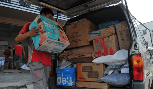 快递员要涨工资, 包括顺丰跟京东? 快递员每月