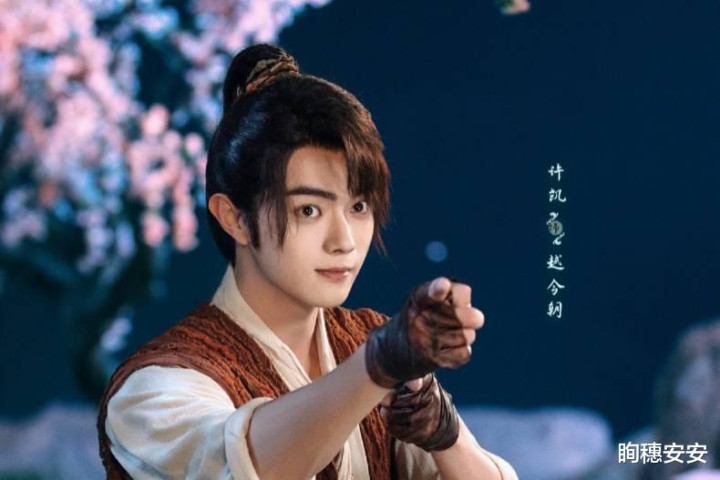 ͬ�����ɽ�ϵ�еľ�, ���ɽ�������4��Ϊʲôû�С��ɽ������񳯡��ȶȸ���(�ɽ����������Ĳ���Ա��)