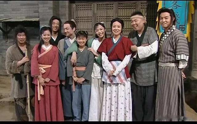 �岿������Ӿ�, �������˸ҷ���, ����: ��ȫ�Ĳ���һ�㰡!(���������µ�һ��Ů)