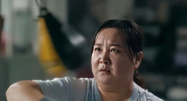 �������ı���ڶ�ʮ������������, ��ö���Ʊ���Ź���ԱƬ��