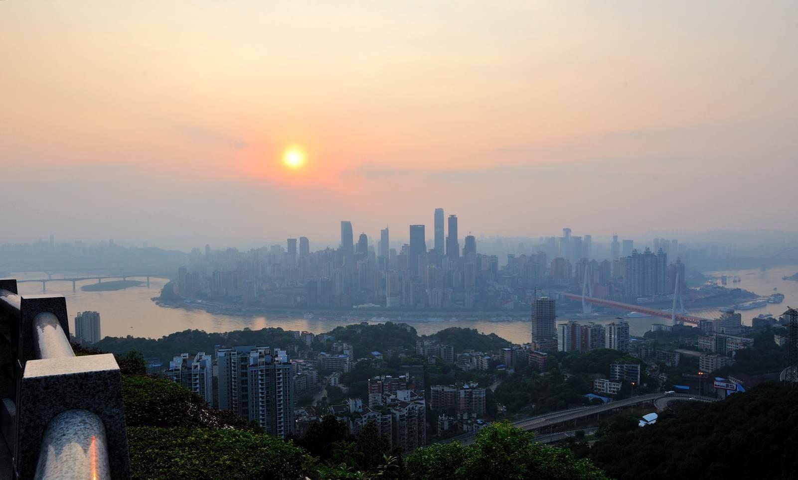 城市GDP飞跃跻身亿万俱乐部, 还是中国最具安全感的城市!