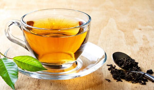 经期能喝茶叶水吗(月经期间喝茶会导致月经量减少吗)