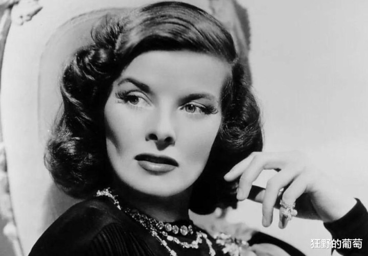 ��ɪ�ա��ձ�: ������Ů��, ����26���鸾, 4���˹��, ȴ�Ӳ��콱