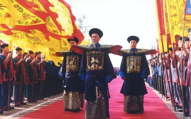 �й���õ�10�����Ӿ�����, Ӻ���������߹�, ��һ���԰�������ʵ(Ӻ������ ��������1566)