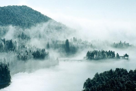 庐山卧龙涧,庐山风景名胜区,易县白龙涧_大山谷图库