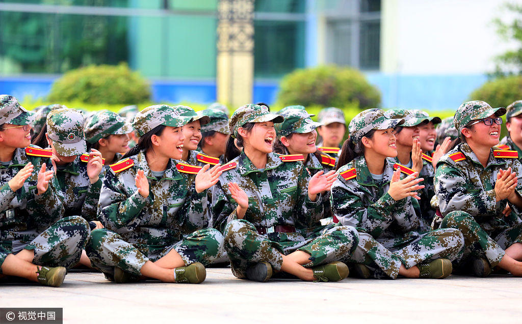 贺州学院军训图片图片