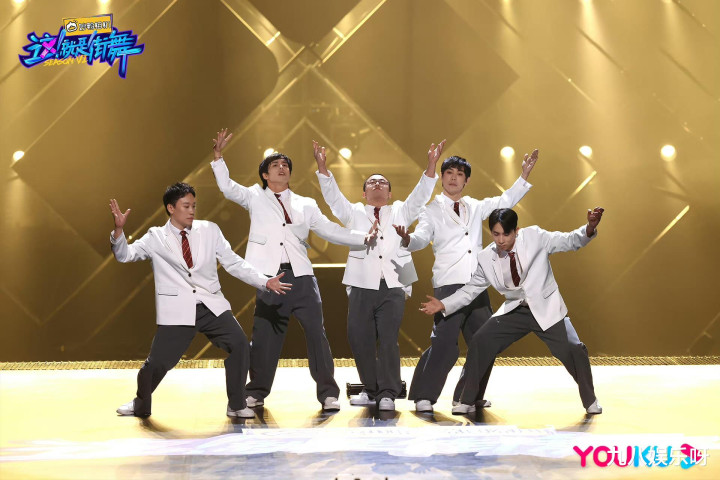 �����衷�ܾ���, ��λ�ӳ������ع�, ��һ���������