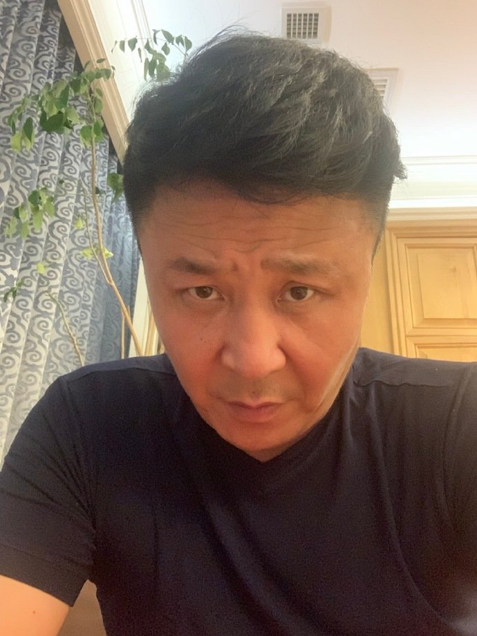 可她不知道的是,郭斌早已经对她暗生情愫,因为她认为郭斌有一股傲气