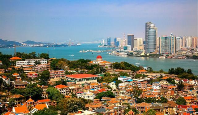 福建厦门: 南国明珠